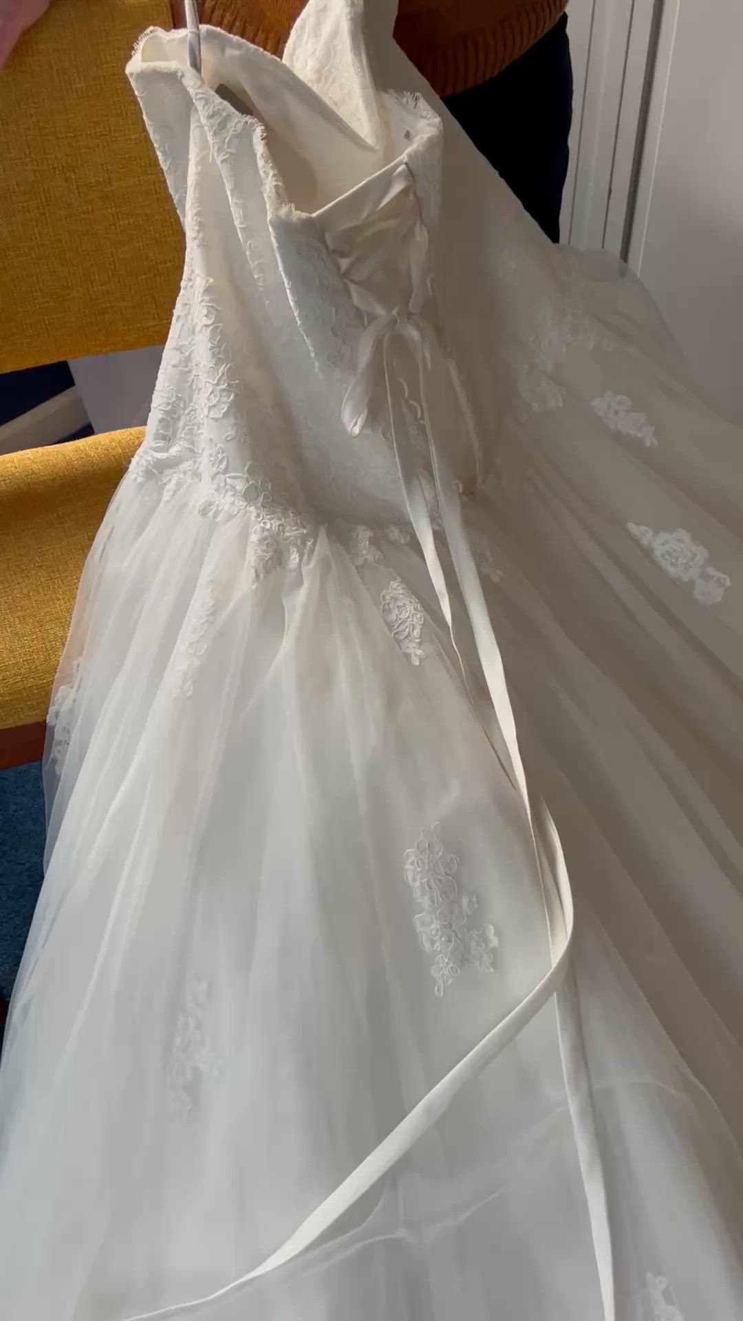 Alfred Angelo, 2559