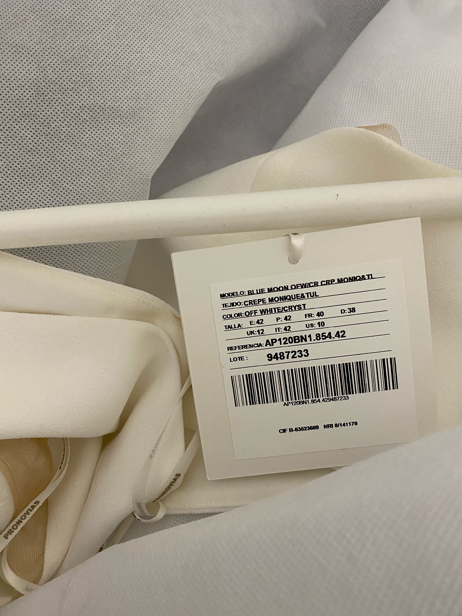 gown design low price