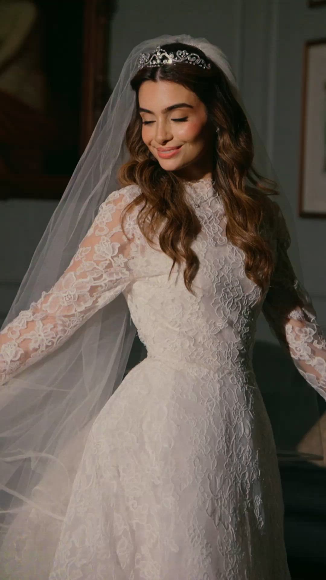 Monique Lhuillier, Kensington Gown