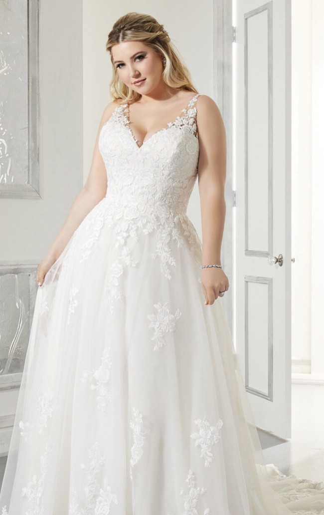 Morilee Arlene Wedding Dress STYLE #3302 Preloved Wedding Dress Save 58