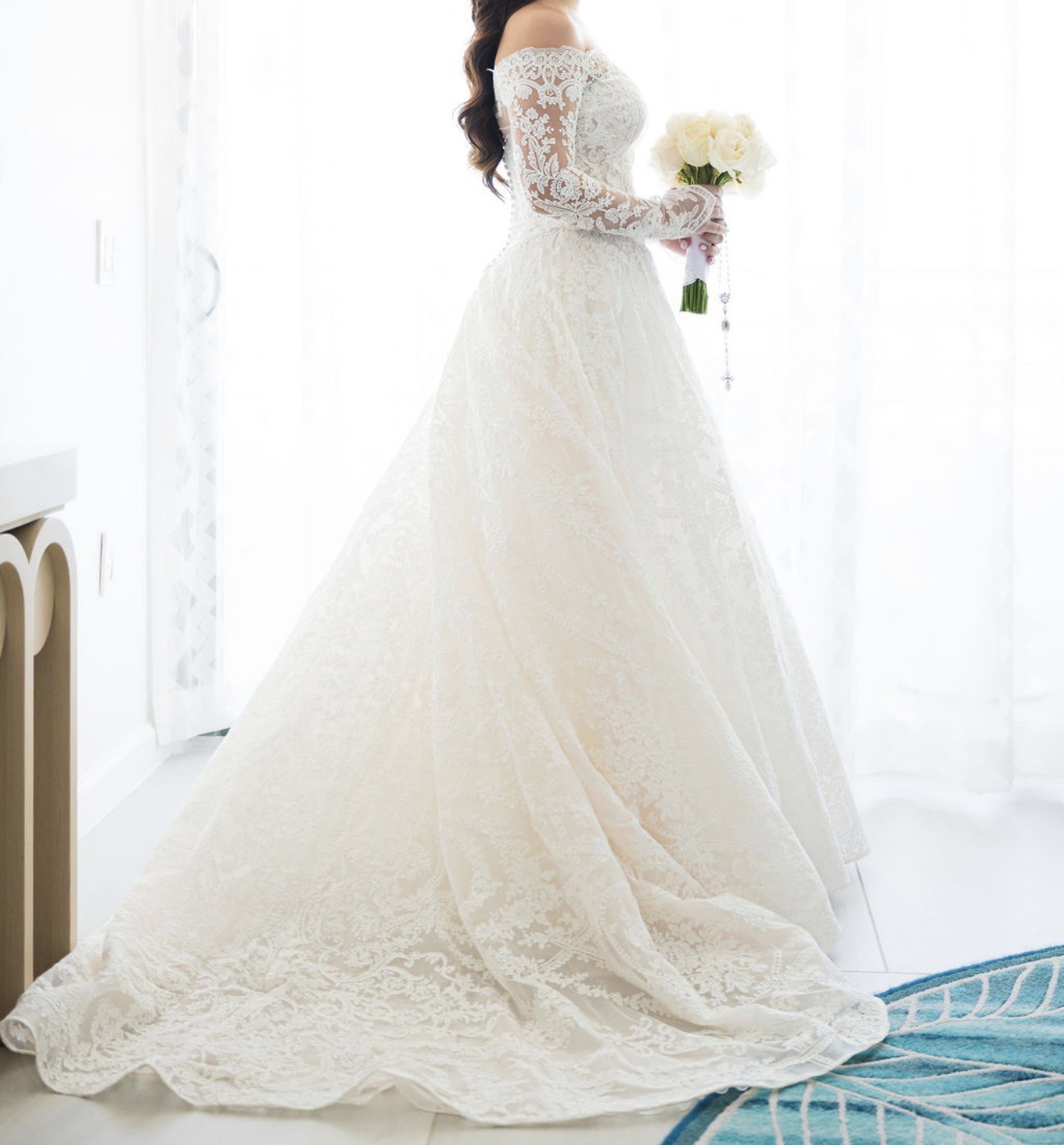 Pronovias Privee, Catmint Wedding Dress Save 30% - Stillwhite