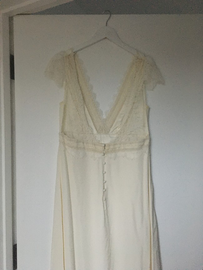laure de sagazan sample sale