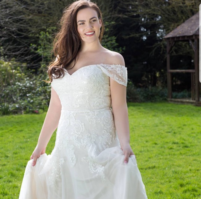 Loulou Bridal New Wedding Dress Save 82 Stillwhite