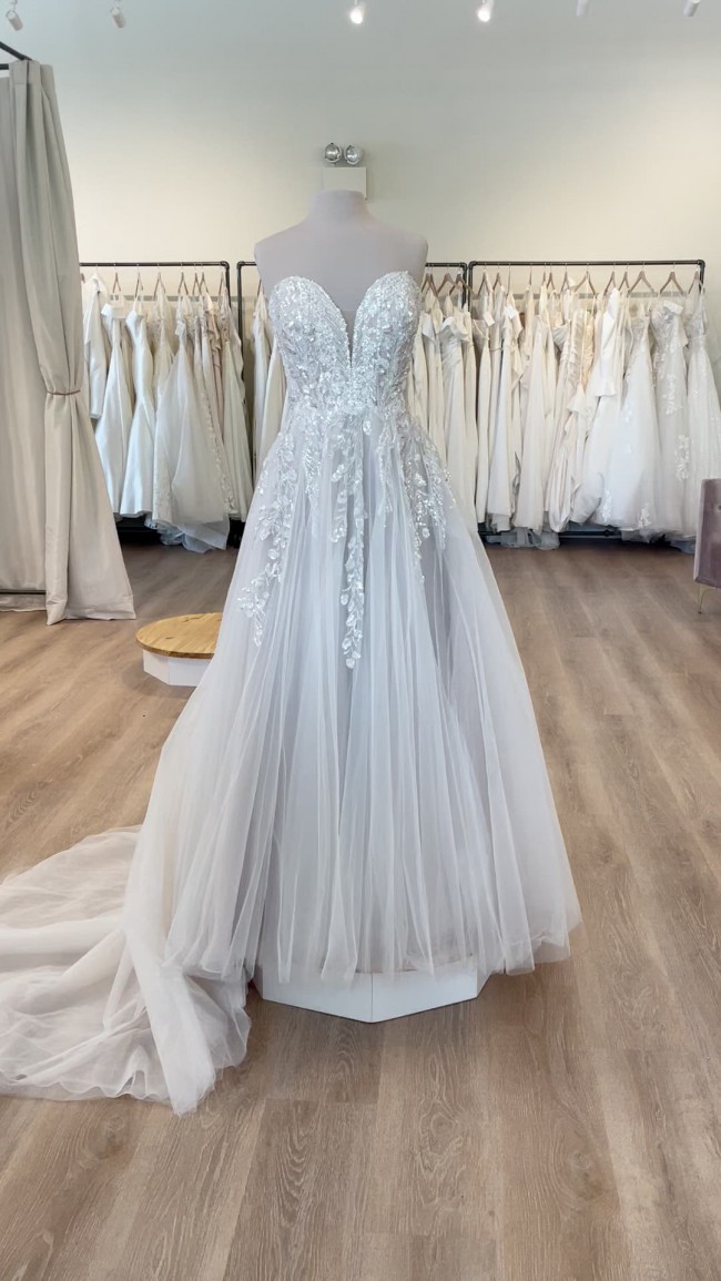 Allure Bridals Sample Wedding Dress Save 65% - Stillwhite