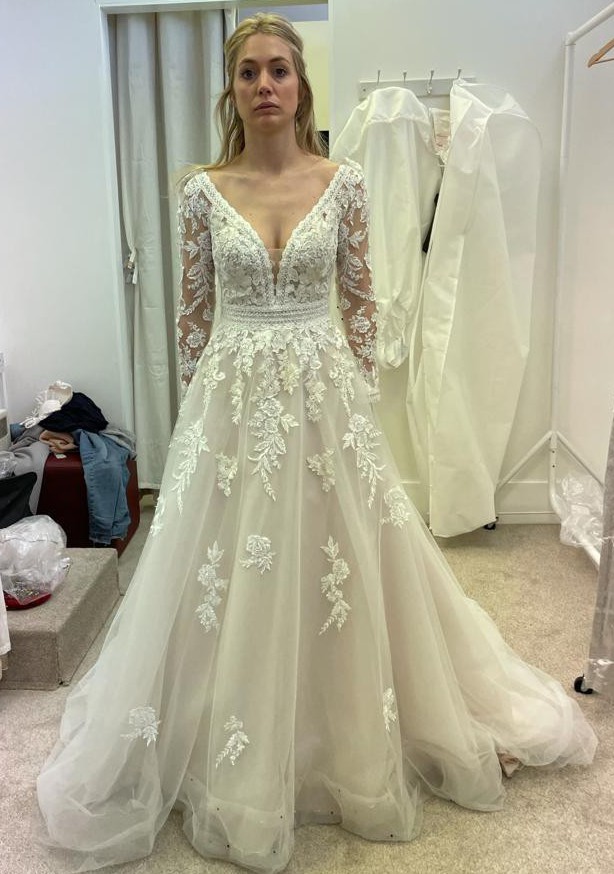 Maggie Sottero Raphael Ivory Blush New Wedding Dress Save 60% - Stillwhite