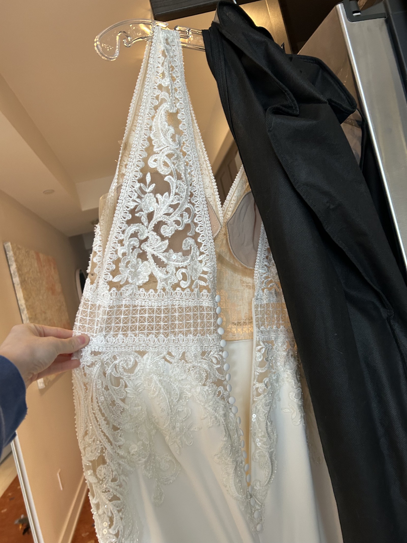 Pronovias, Emily New Wedding Dress Save 36% Stillwhite