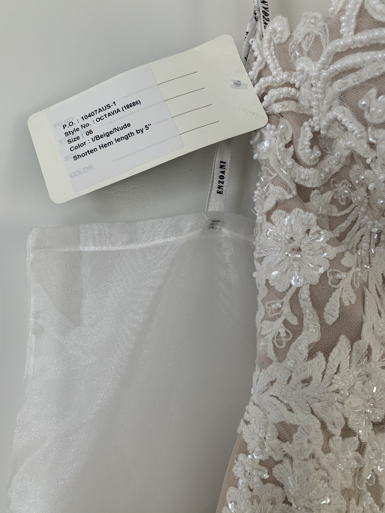 Enzoani Octavia New Wedding Dress Save 33% - Stillwhite