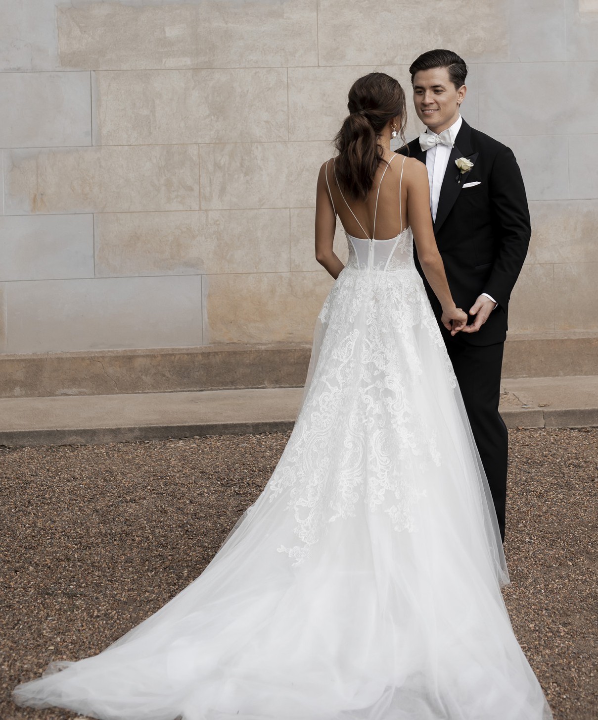 Vera Wang Anne A (Fall 2019 collection) Preowned Wedding Dress 