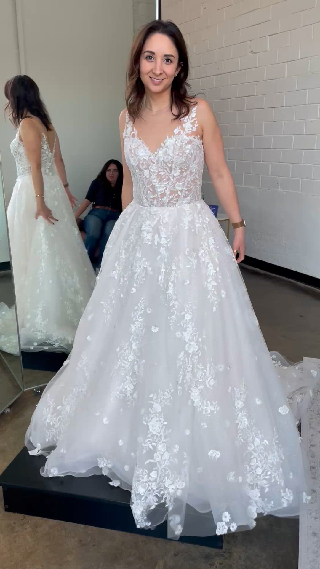 Brilliant Bridal, Private Label Logan Mascot/Ivory 06-0241B