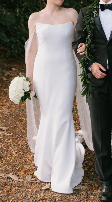 Vera Wang, Carol Wedding Dress Save 63% - Stillwhite