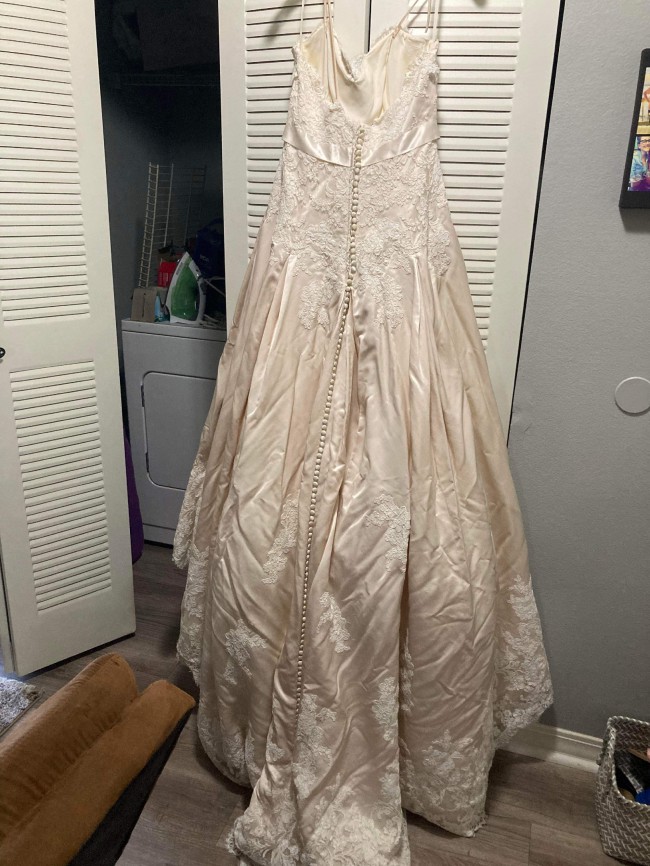 Elegance By Roya Wedding Dress Stillwhite