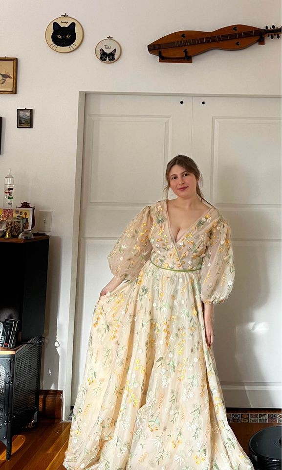 Teuta Matoshi, Whimsical Blossom Lace Gown New Wedding Dress Save 20% -  Stillwhite
