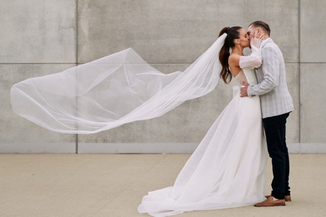 newhite bridal