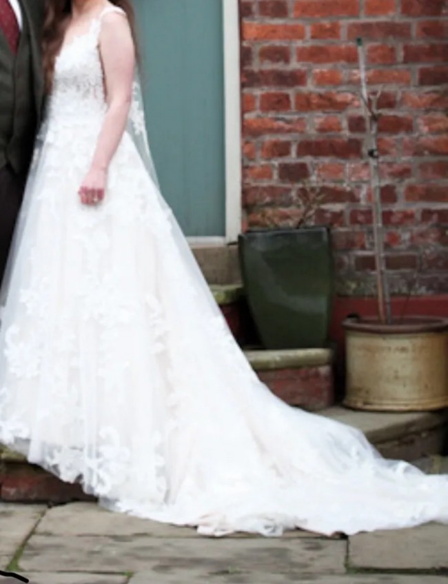 Lillian West Wedding Dress Stillwhite