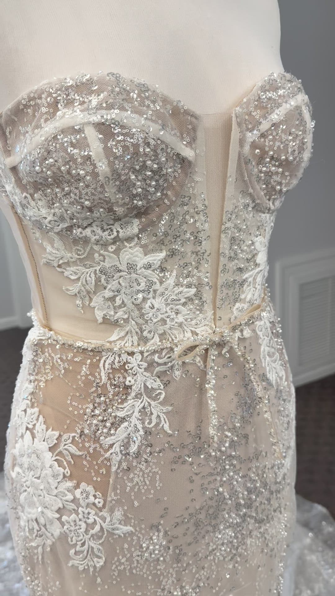 Berta Bridal, 22-103