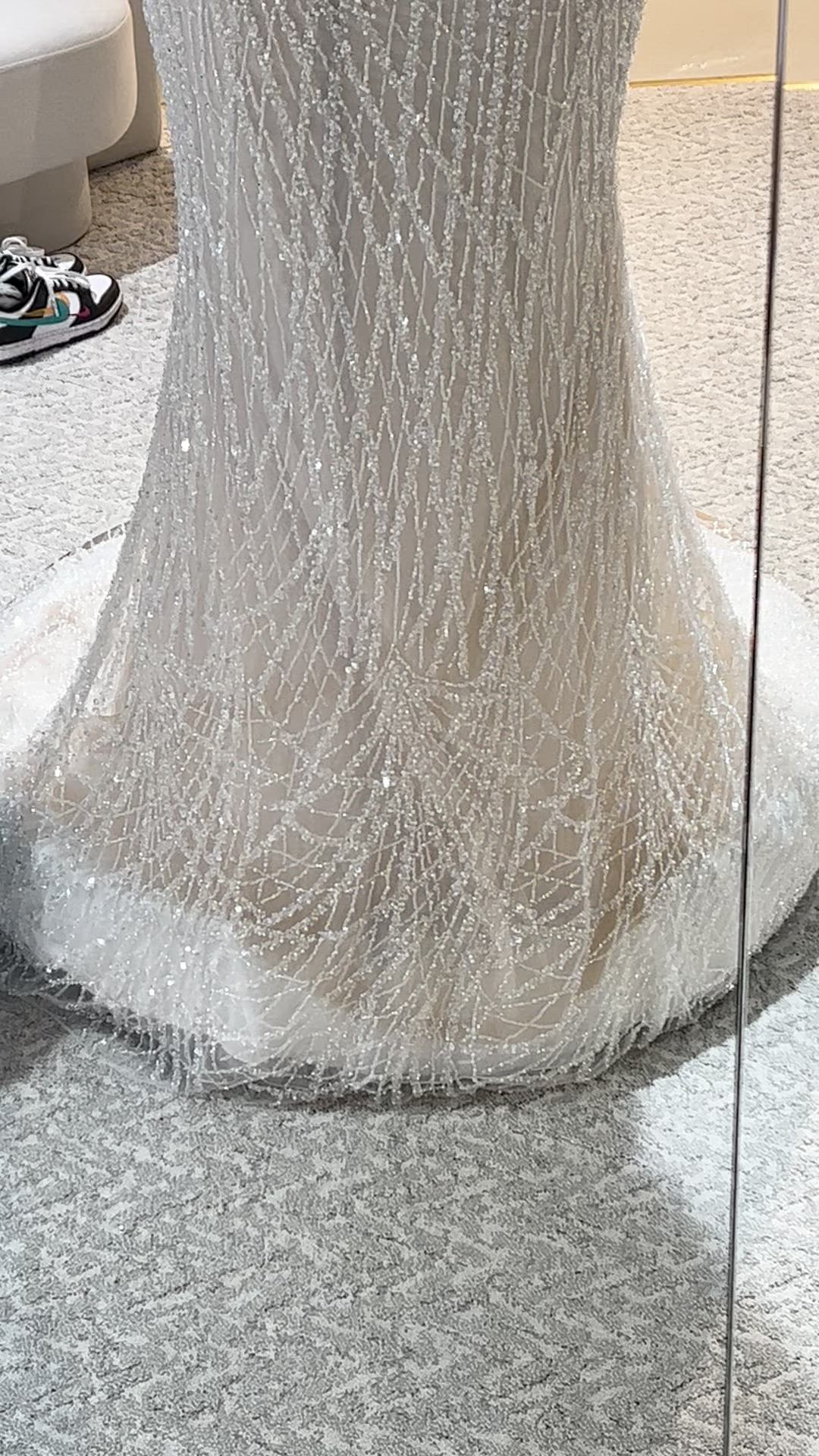 Galia Lahav, Kristen