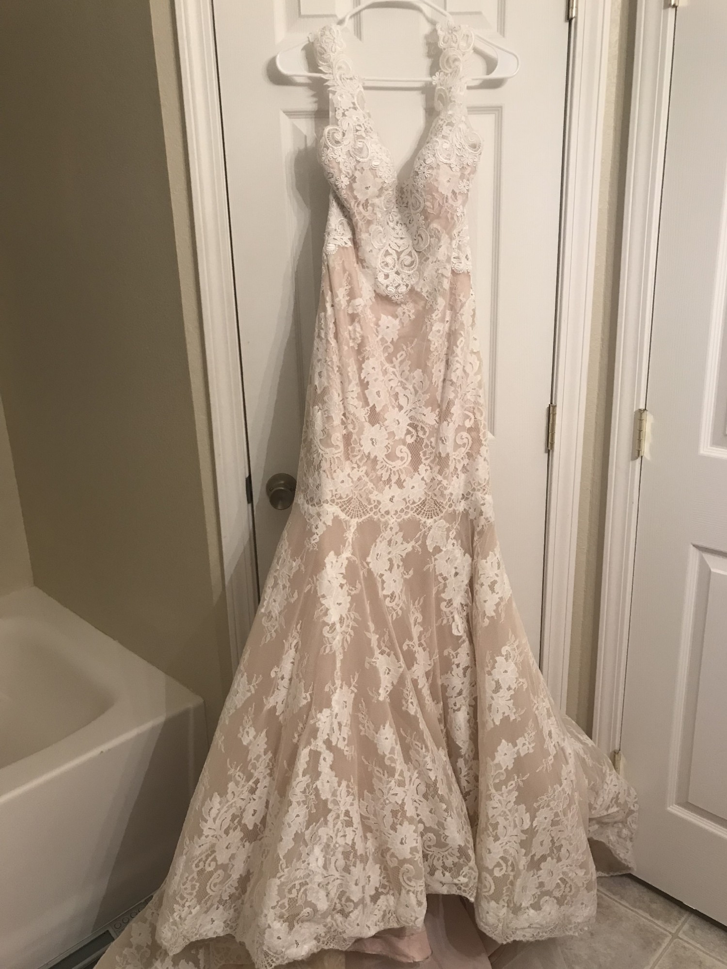 Allure Bridals 9464 Used Wedding Dress Save 59% - Stillwhite