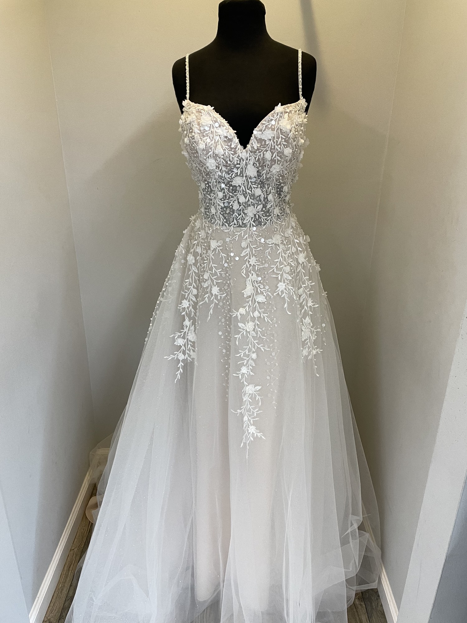 Stella York 7322 New Wedding Dress Save 40% - Stillwhite