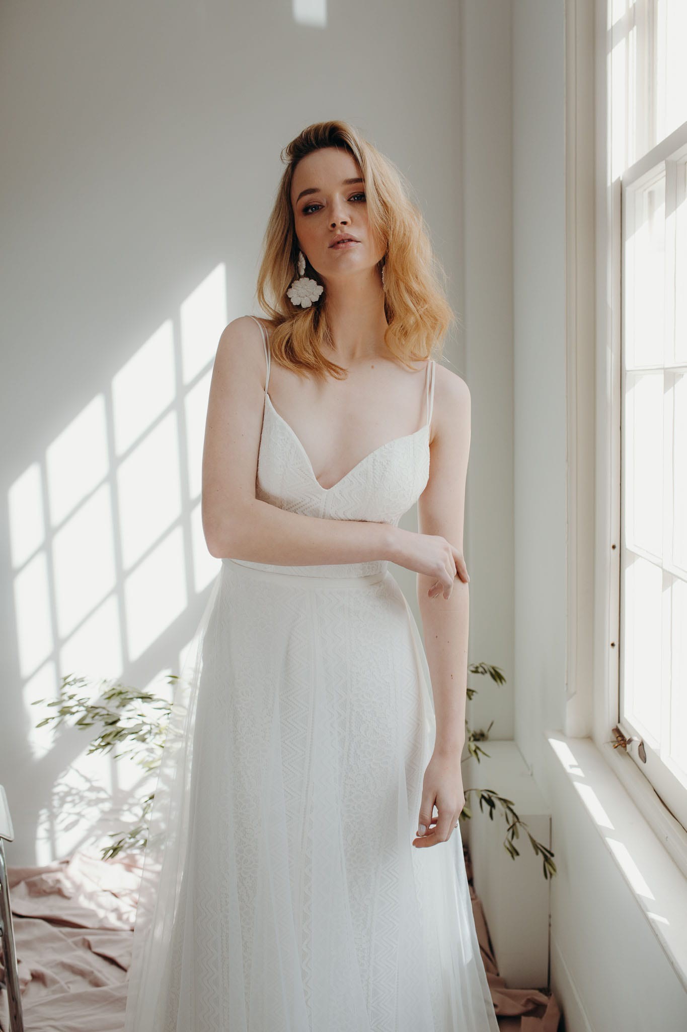 Daisy Brides, Gardenia Sample Wedding Dress Save 81% - Stillwhite Daisy Brides, Gardenia Sample Wedding Dress Save 81% - Stillwhite