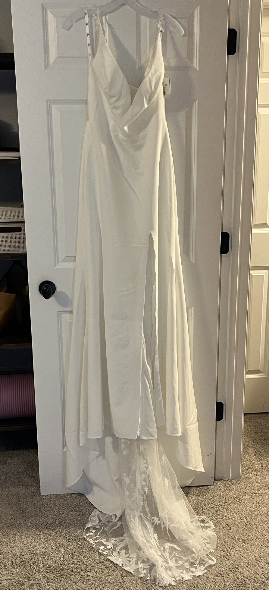 David's Bridal, WH4118 New Wedding Dress Save 20% - Stillwhite David's Bridal, WH4118 New Wedding Dress Save 20% - Stillwhite