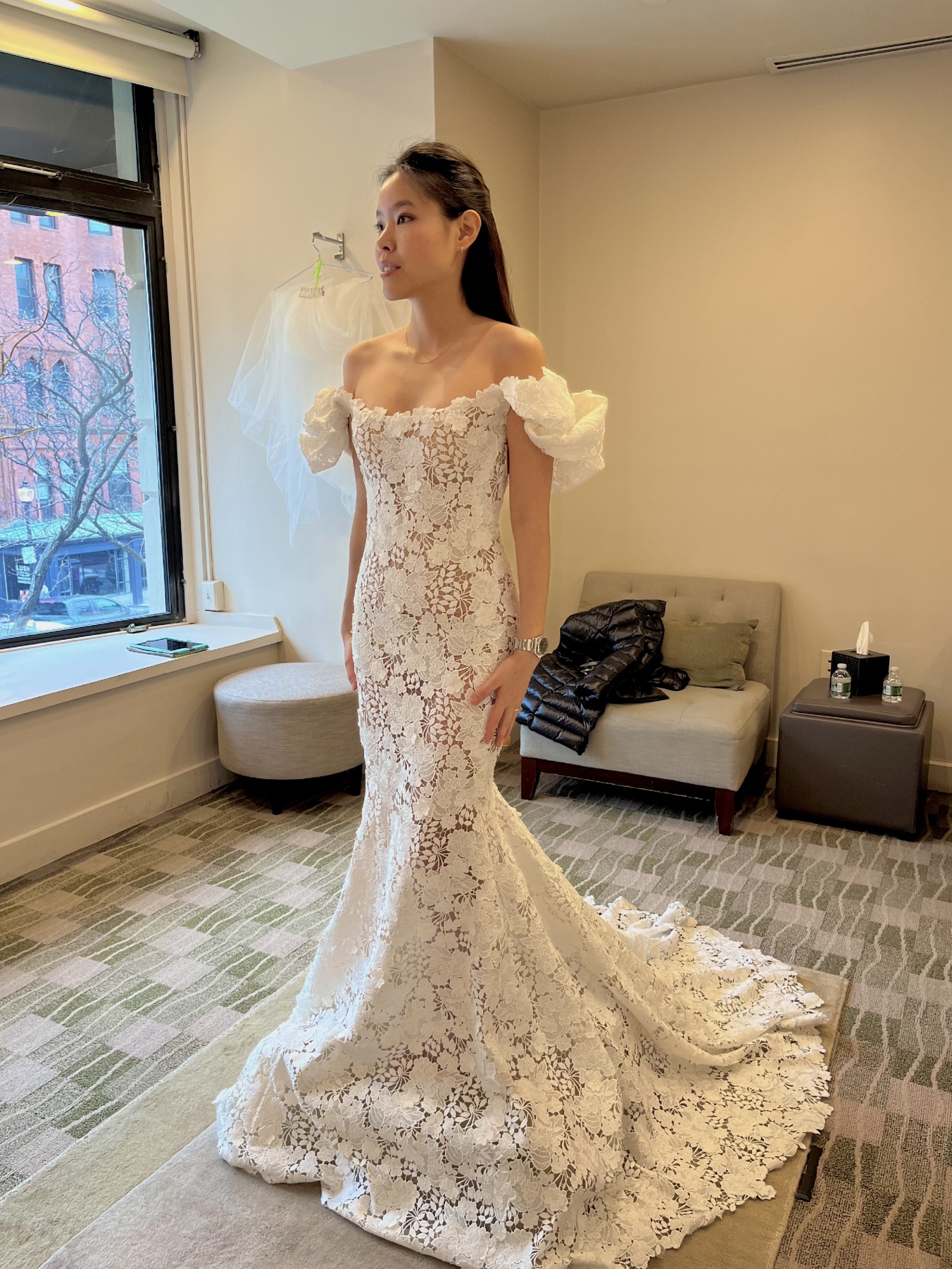 Oscar de la Renta, Hydrangea guipure lace gown (Fall 2024, Look 8) Wedding Dress Save 35% - Stillwhite Oscar de la Renta, Hydrangea guipure lace gown (Fall 2024, Look 8) Wedding Dress Save 35% - Stillwhite