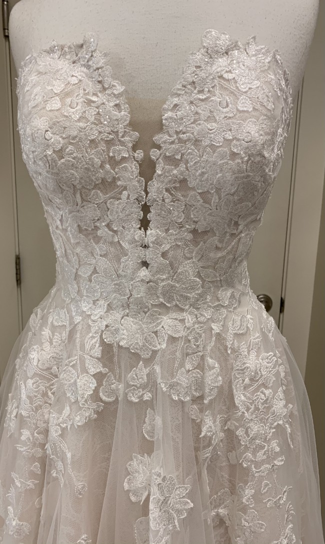 Stella York 7064 Sample Wedding Dress Save 40% - Stillwhite