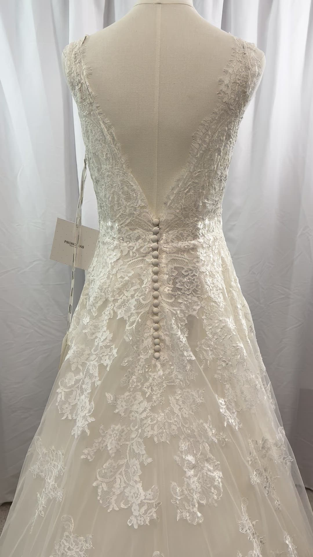 Pronovias, Orion NEW Size 10