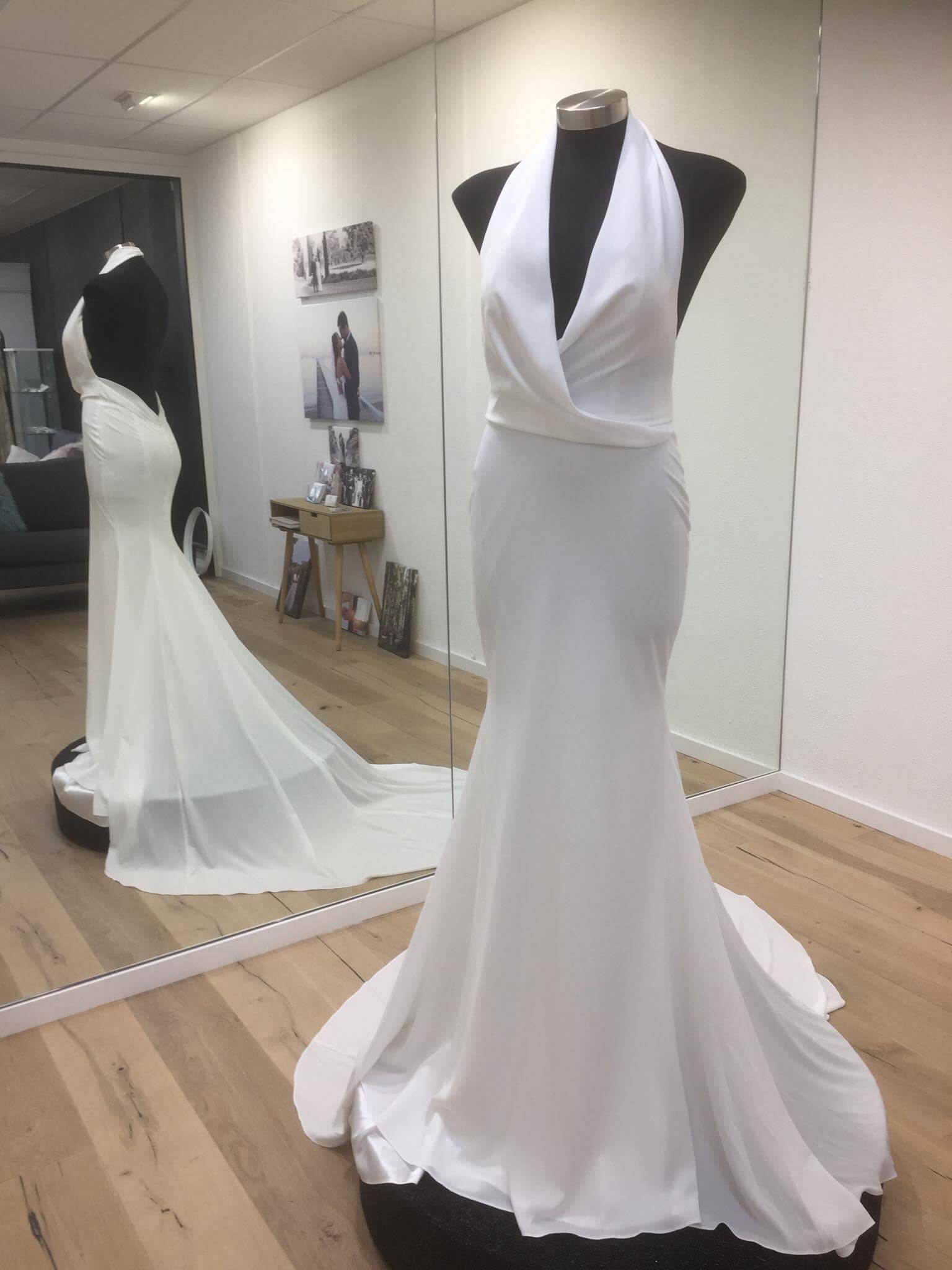 pnina tornai sample sale