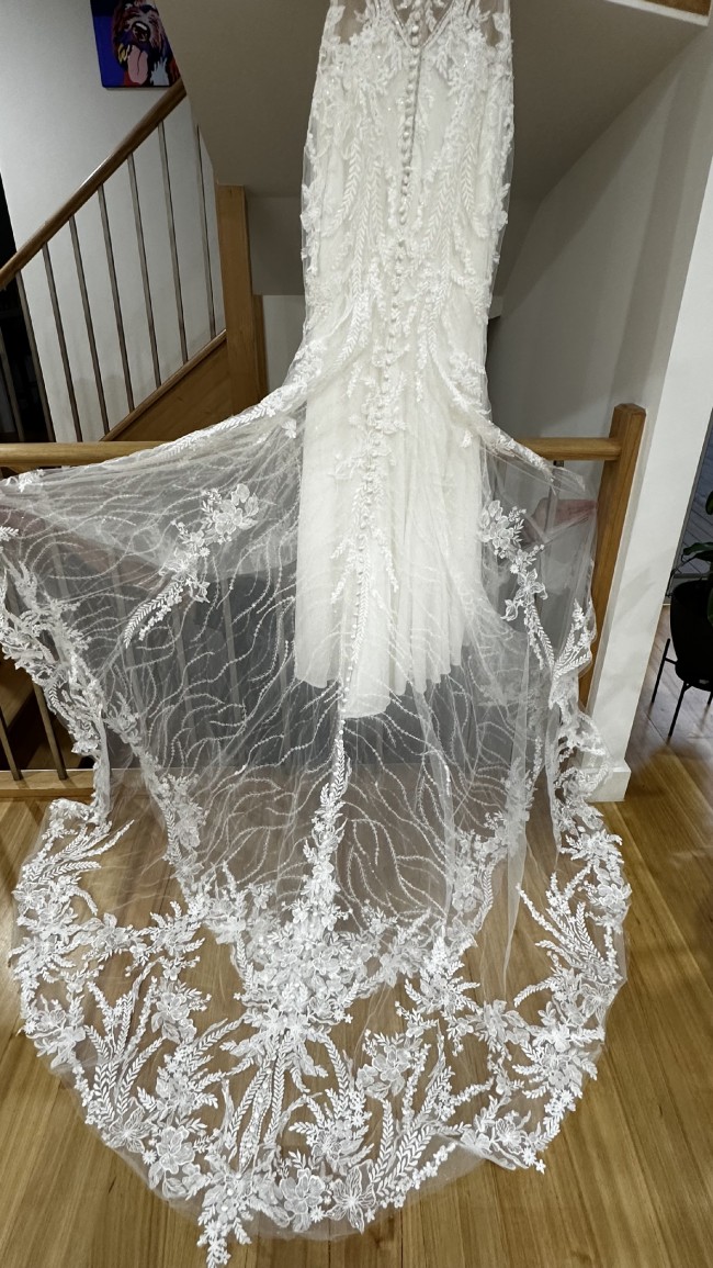 long modest dress High Neck Sleeve Minimalist Wedding with Long Train Nana of the bride Size:145 Monitor_publish:2026-01-21 23:37