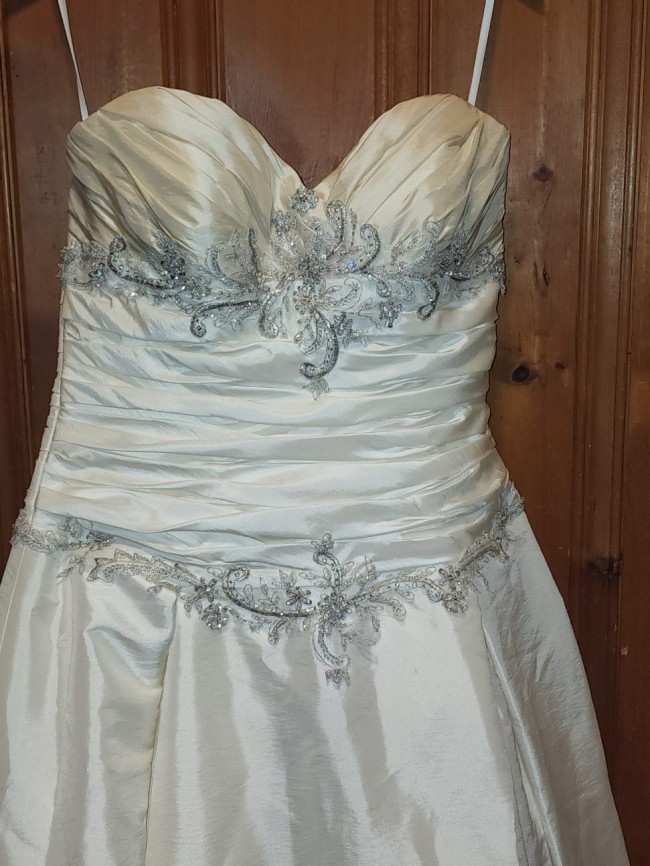Casablanca Bridal 1927 Wedding Dress Save 58% - Stillwhite