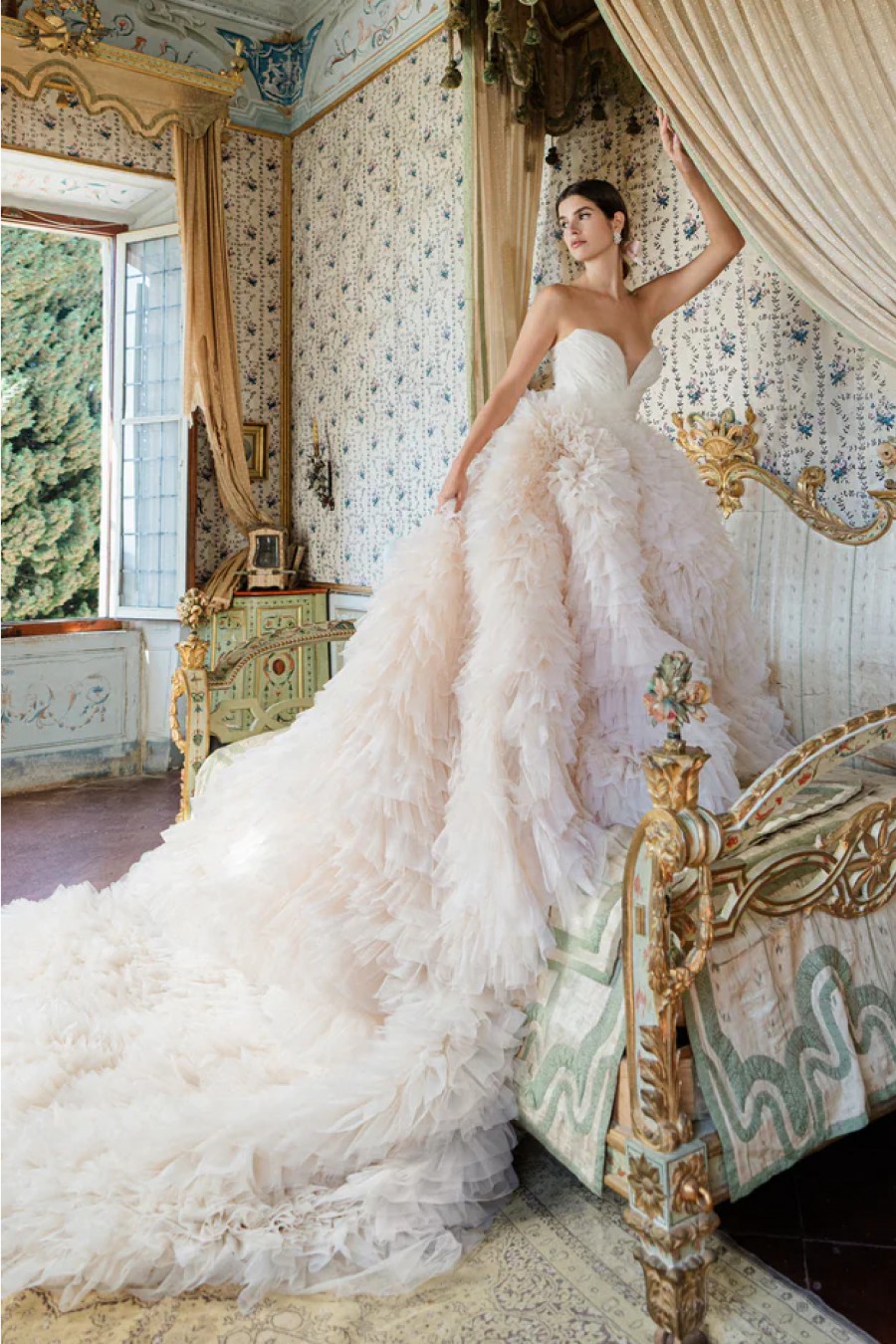 Monique Lhuillier Monique Lhuillier