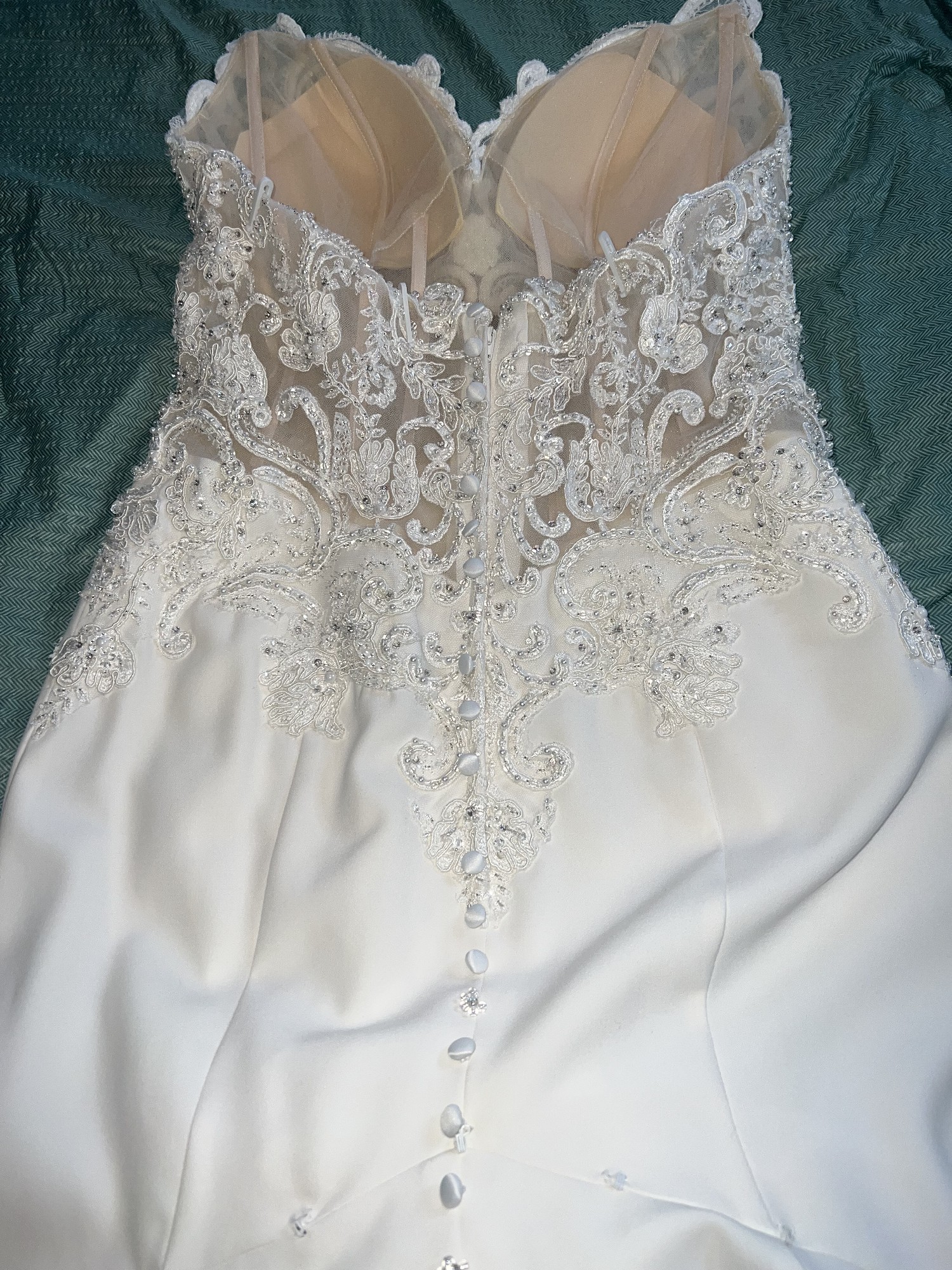 Allure Bridals, 9664