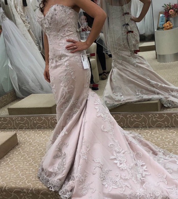 Cosmobella Milano Wedding Dress Sale 