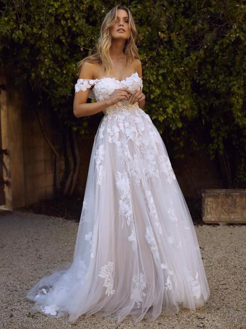 Used madi lane wedding dress Clearance