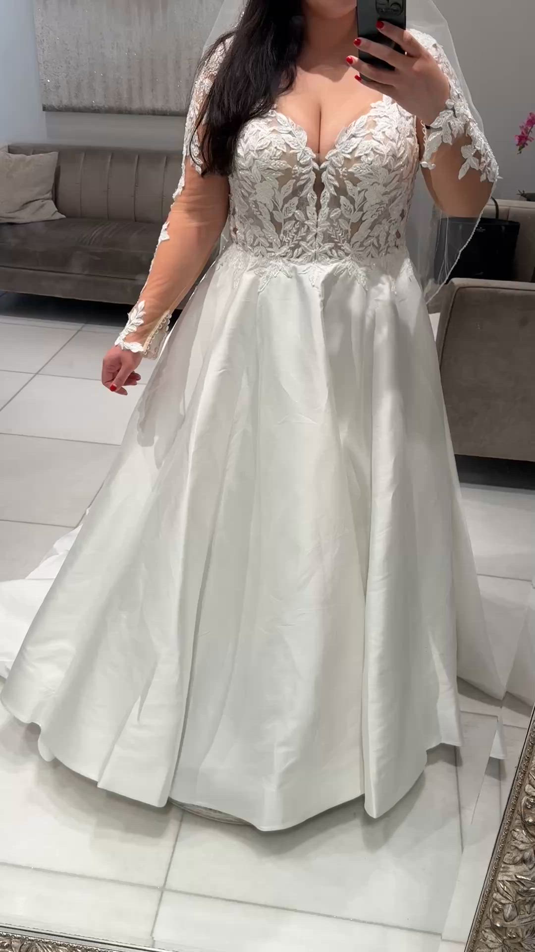 Allure Bridals, Style A1105