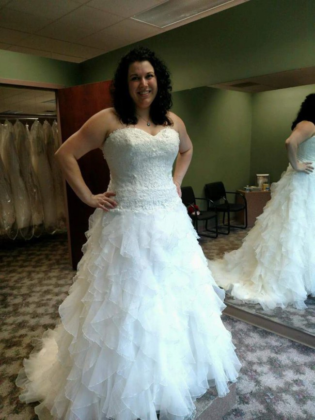 Ball Gown Used Wedding Dress Save 50% - Stillwhite