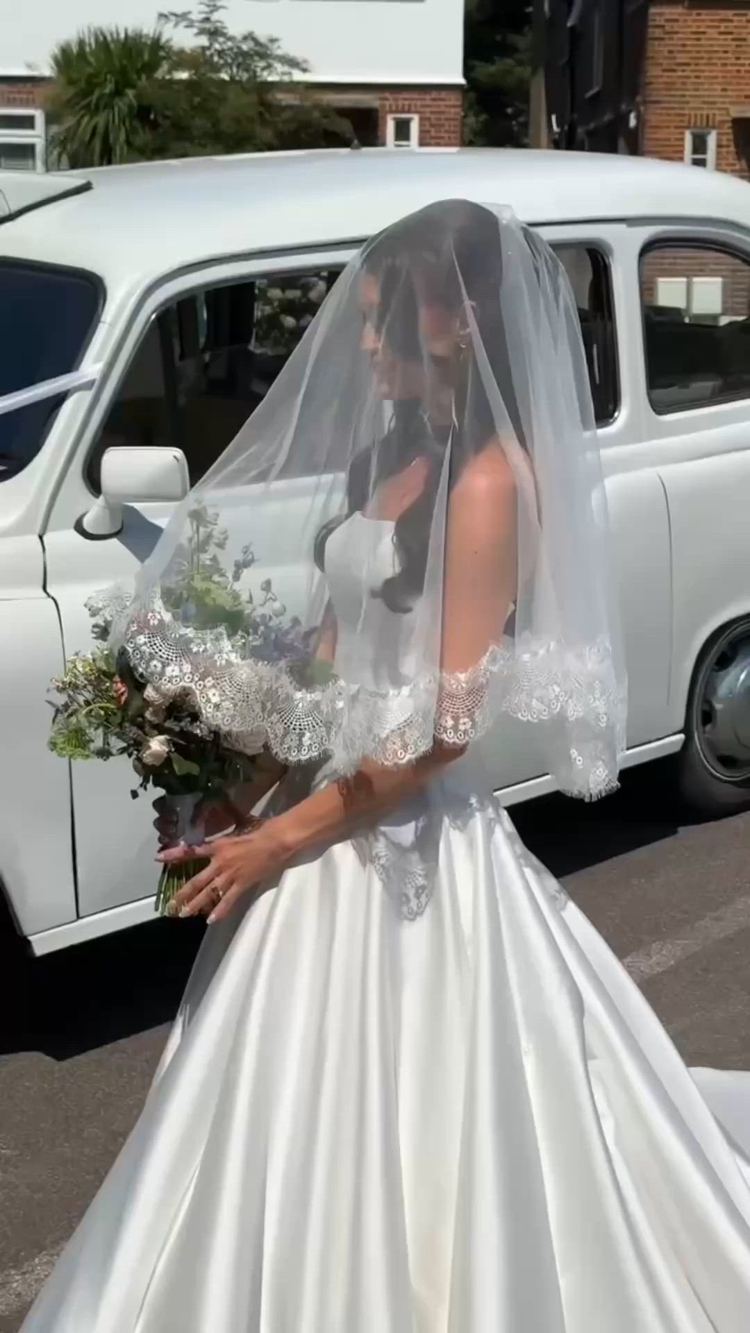 Maggie Sottero, Emmanuelle