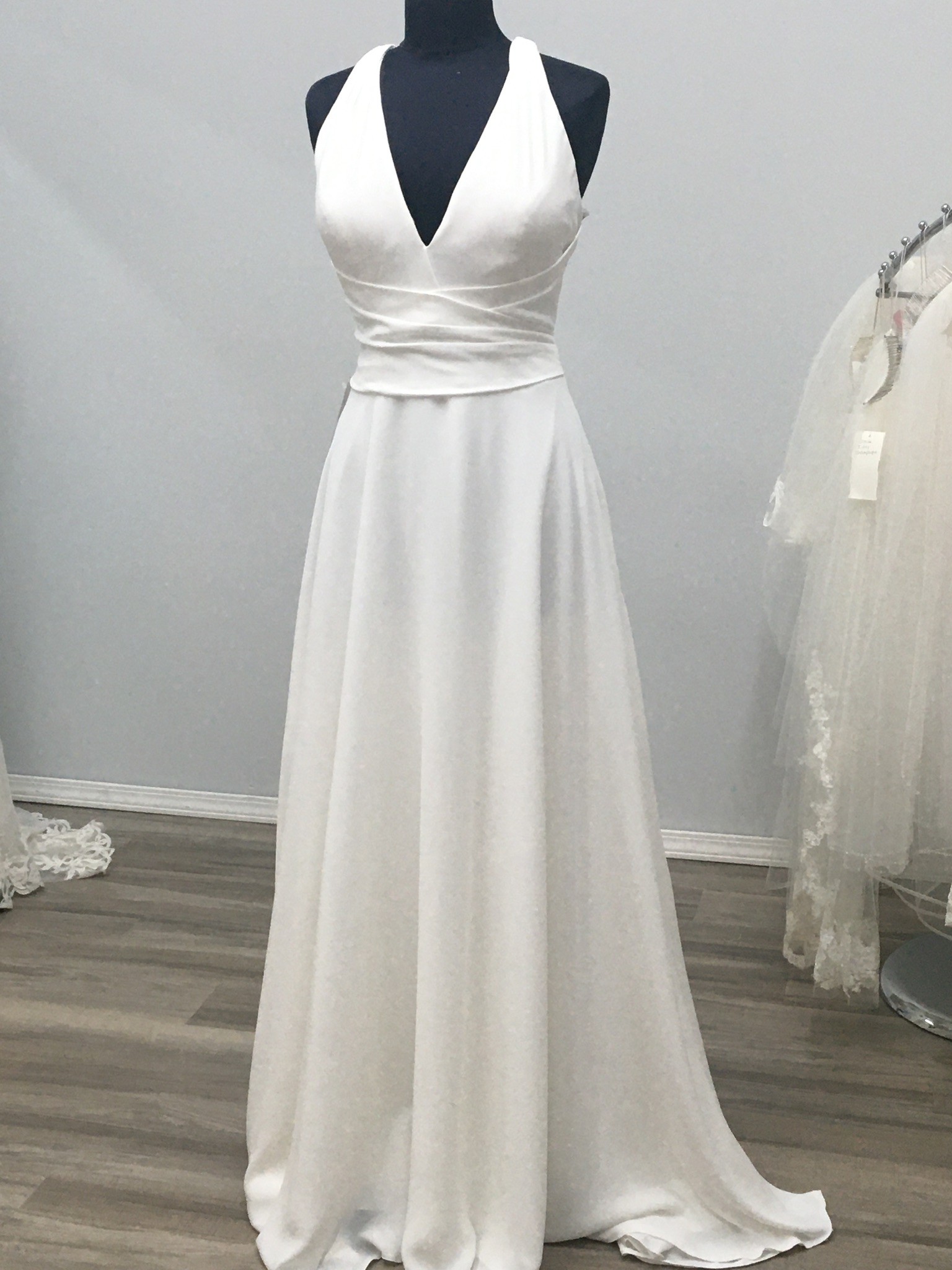 Allure Bridals Sample Wedding Dress Save 69% - Stillwhite