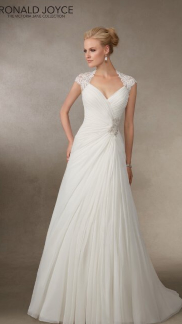 Ronald Joyce Joella Second Hand Wedding Dress on Sale 47% ...