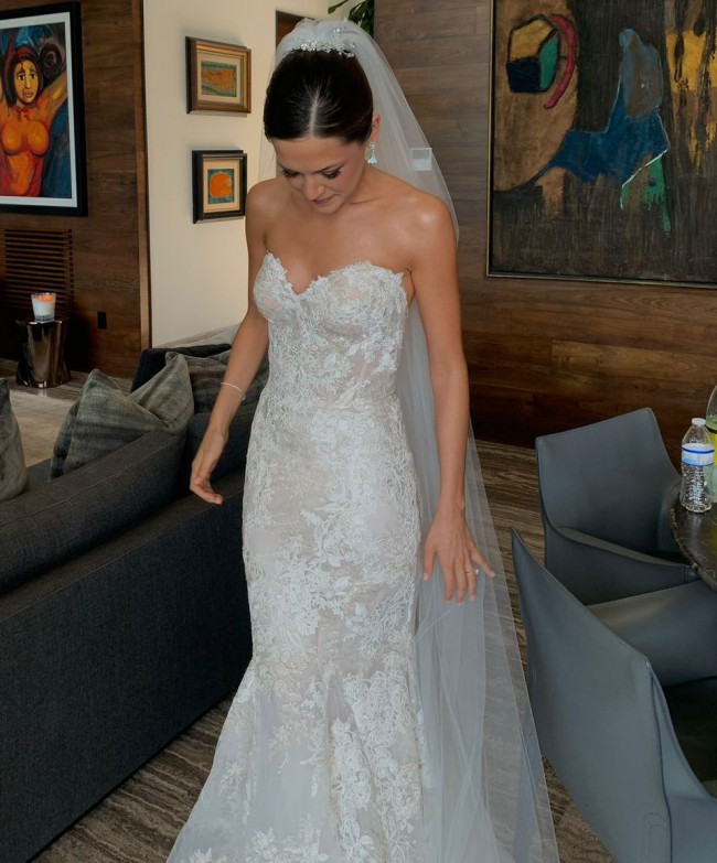 monique lhuillier larissa
