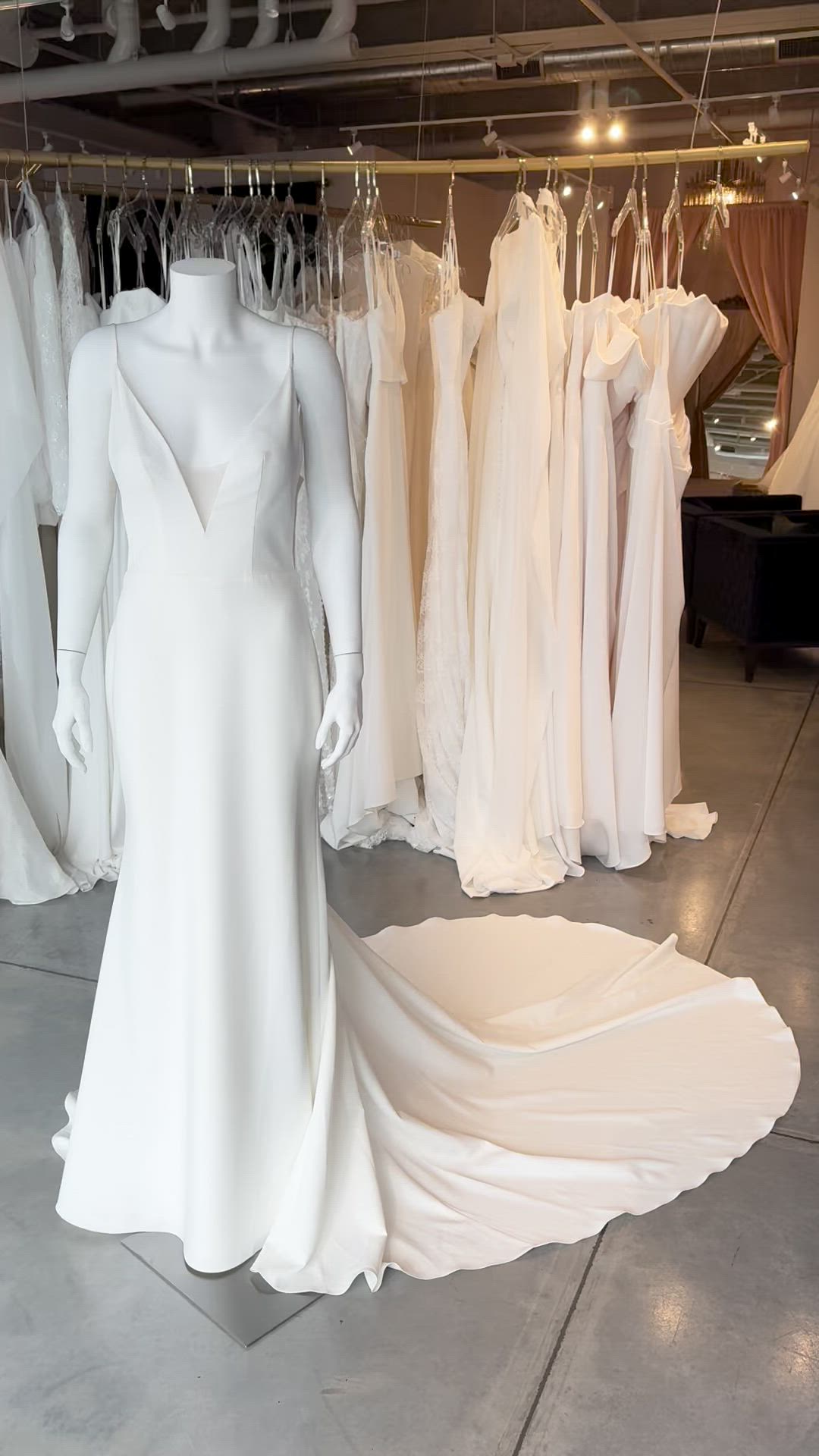 MWL Bridal, Hendrix