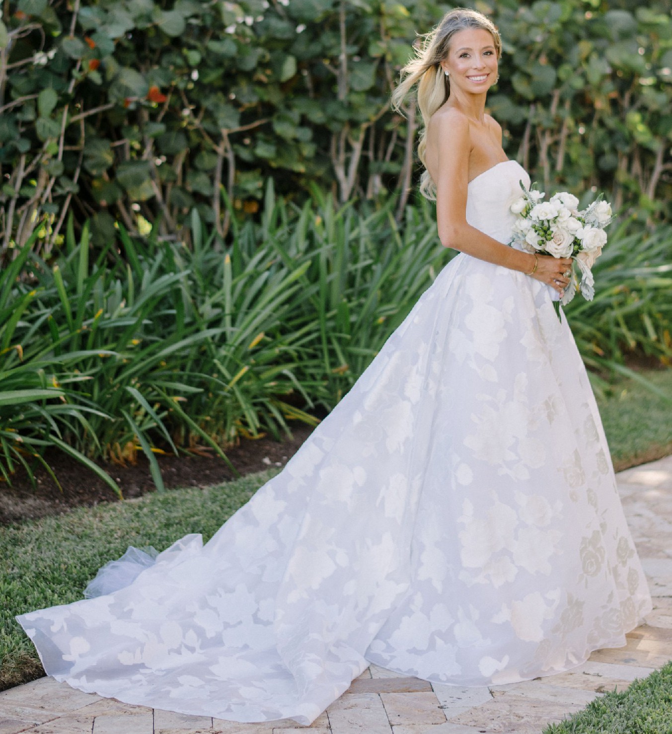 Maggie Sottero Rosaleigh New Wedding Dress Save 50% - Stillwhite