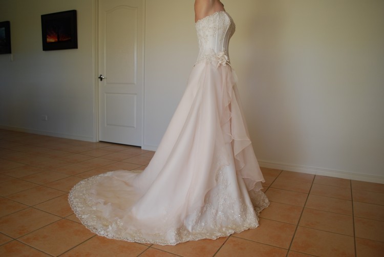 Raylia Designs , Jennifer W6232l New Wedding Dress Save 33% - Stillwhite