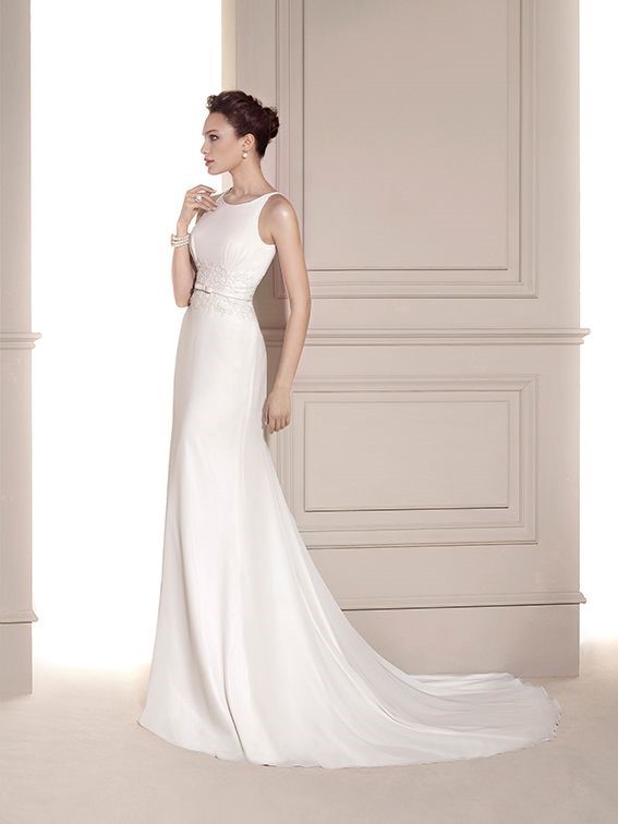 Fara Sposa Felicity 5702 Second Hand Wedding Dress on Sale