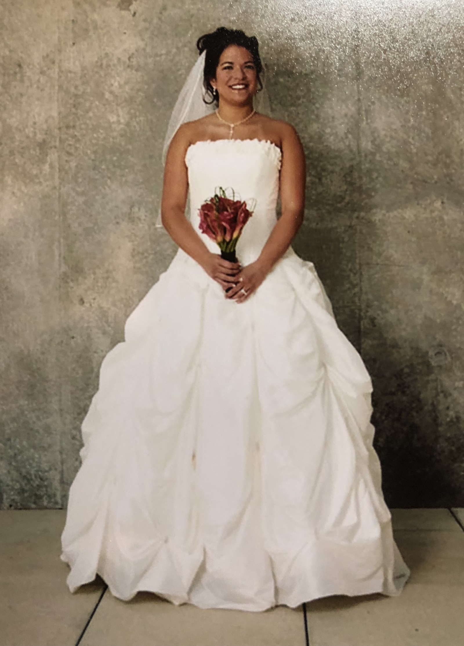 Maggie Sottero Capri Marie Preowned Wedding Dress Save 86% - Stillwhite