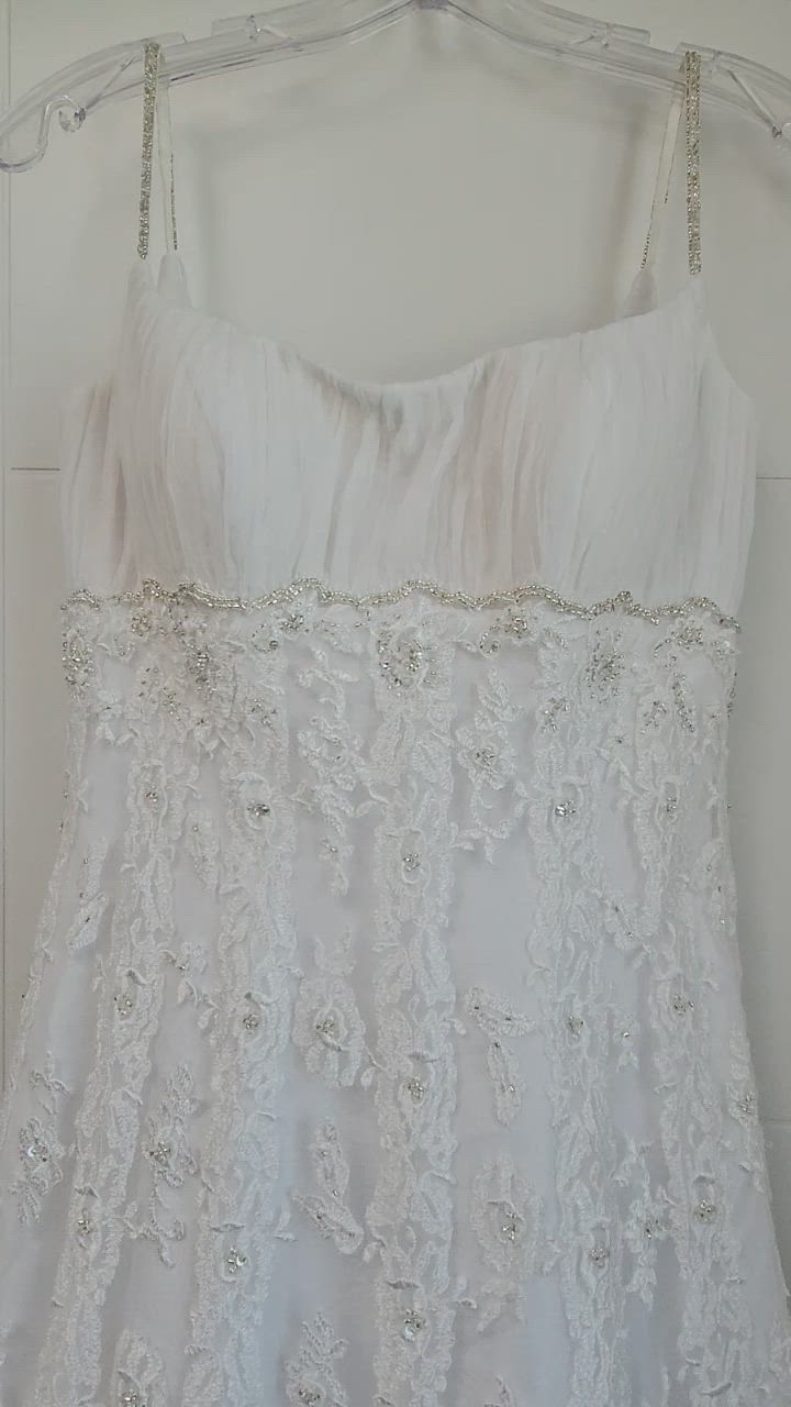 Essense of Australia, Brand New, Unaltered, Pristine Condition, Never wo