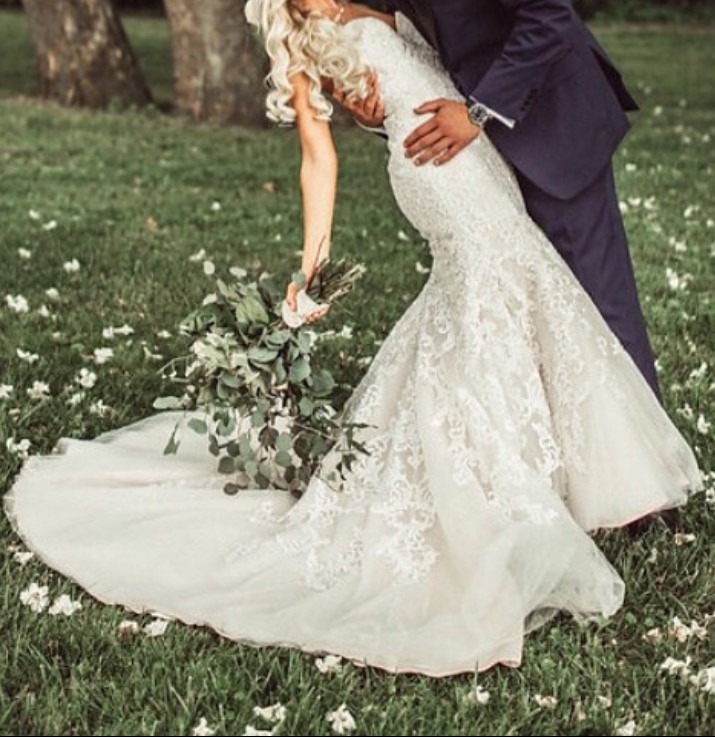 Allure Bridals Preowned Wedding Dress Save 47% - Stillwhite