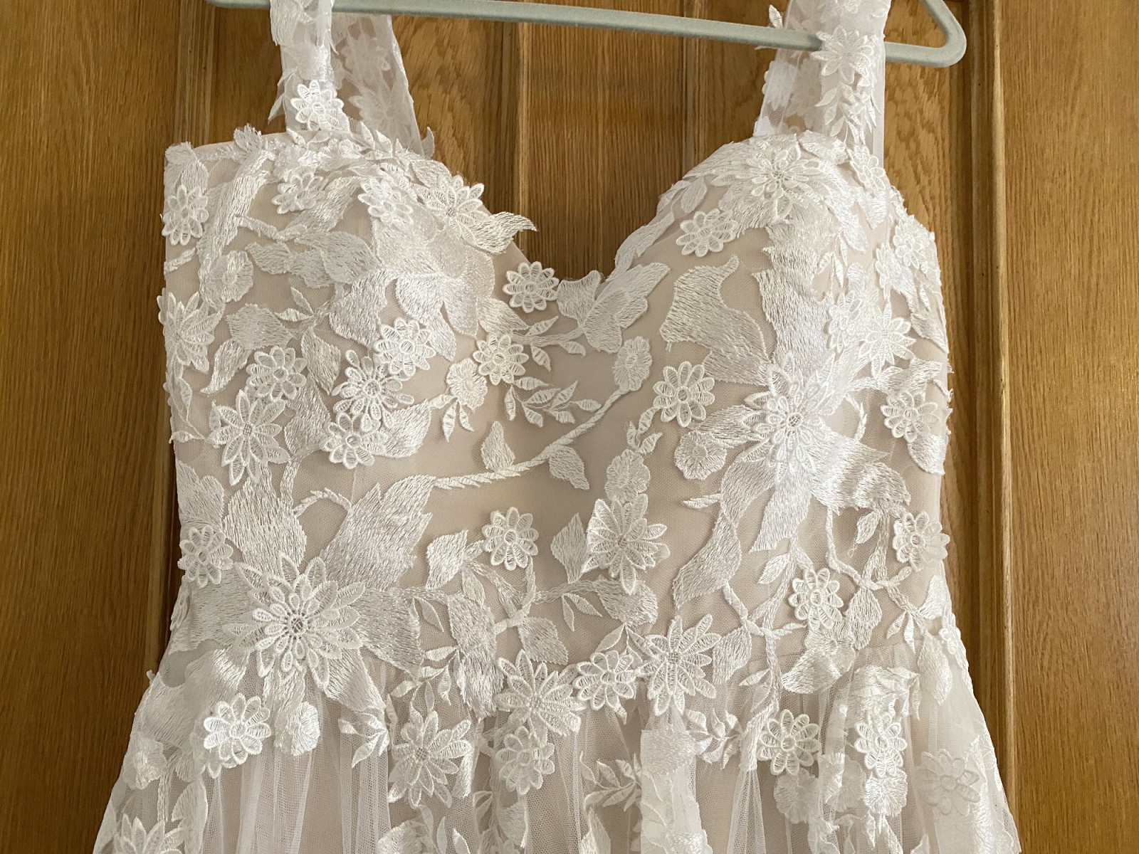 Madi Lane Elora New Wedding Dress Save 40% - Stillwhite