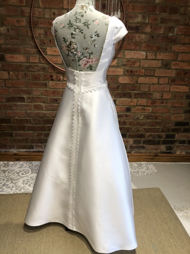 house of mooshki sample sale