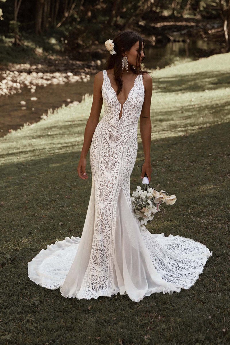 Grace Loves Lace Grace Loves Lace